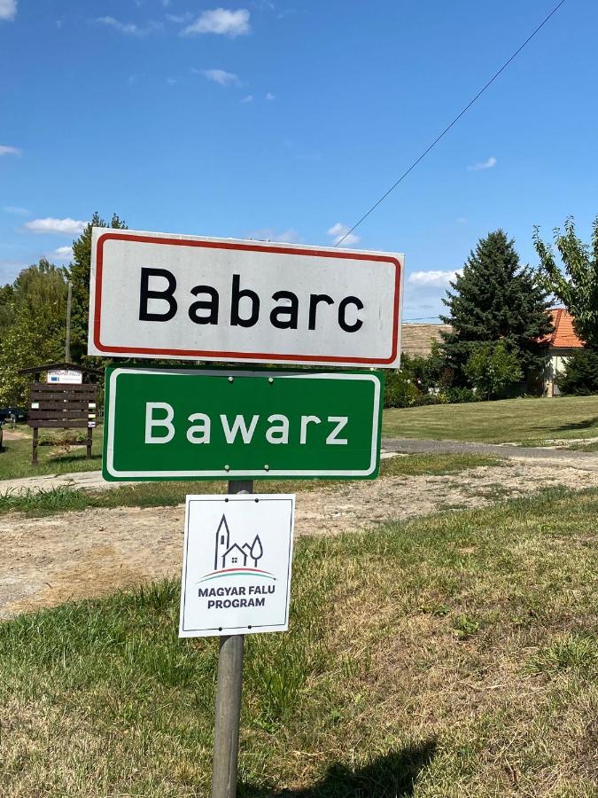 Het Romeo & Julia Huisje Babarc Bagian luar foto